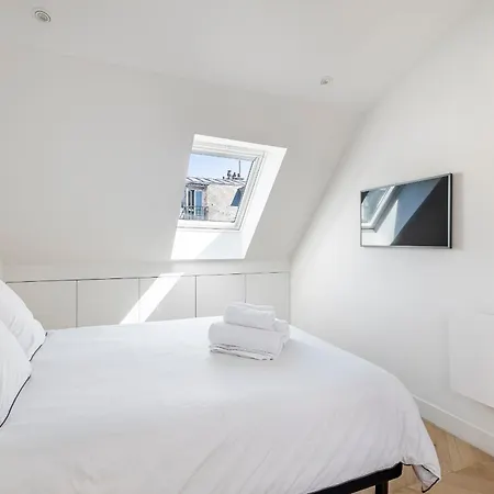 Luxury Flat With Ac La-verrère-du-paradis Appartamento
